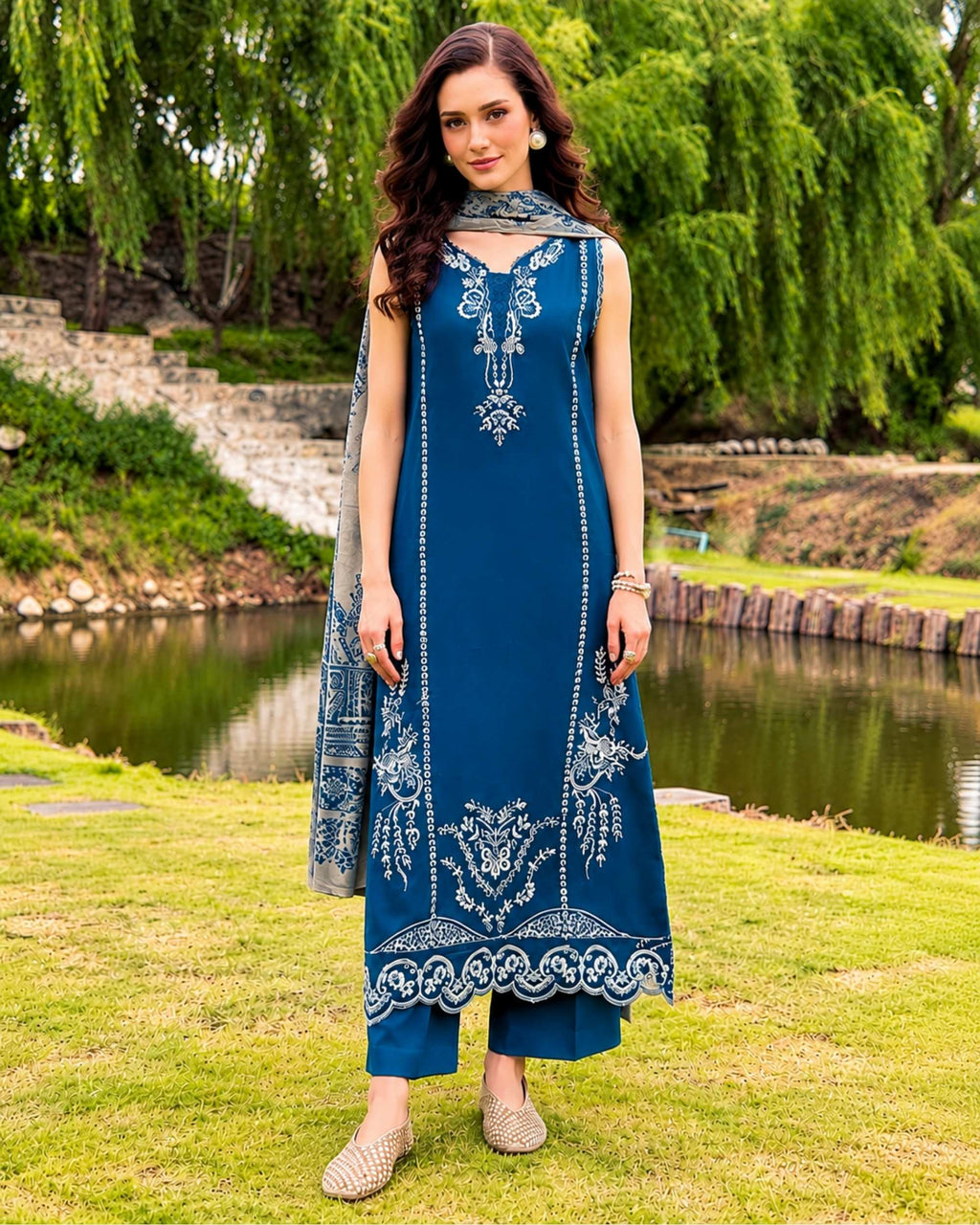 Yaards 3pc | Dhanak Embroidered | N-071
