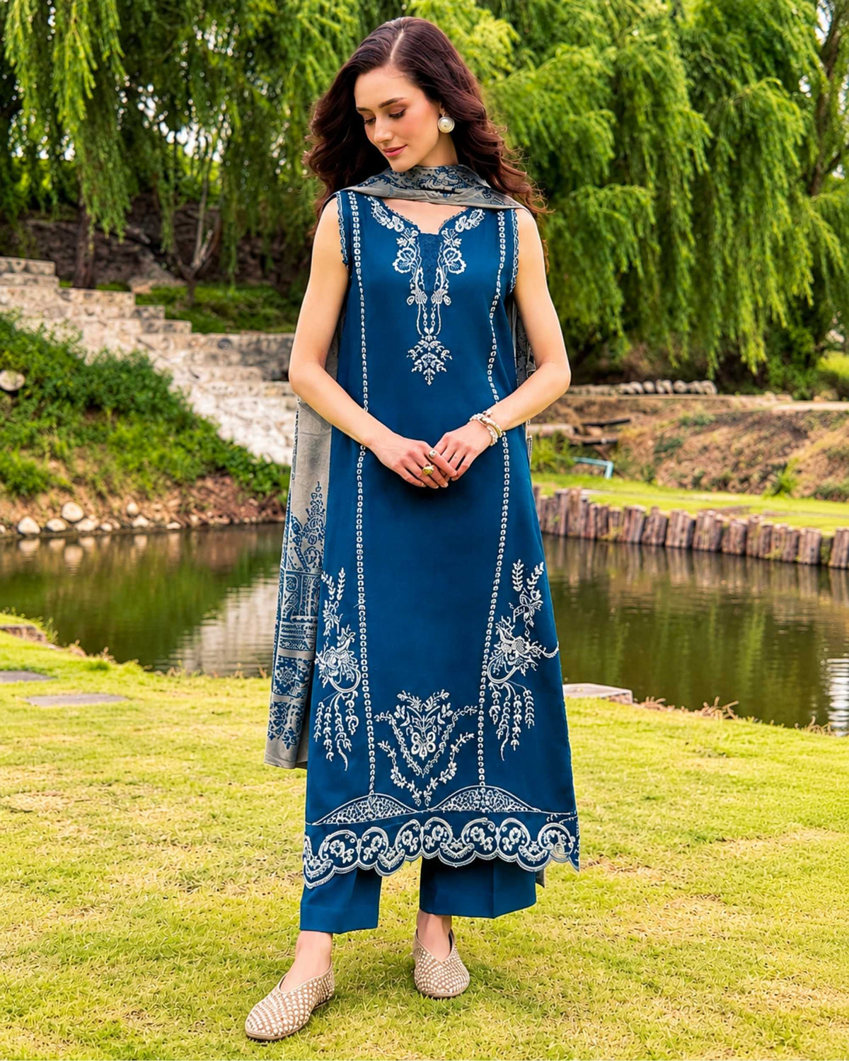 Yaards 3pc | Dhanak Embroidered | N-071